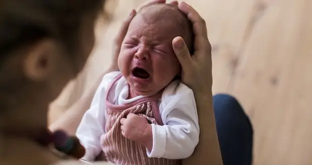 Co je to tříměsíční kolika?